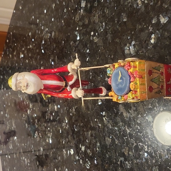 Charming Christmas Votive 🎄 - Picture 3 of 7